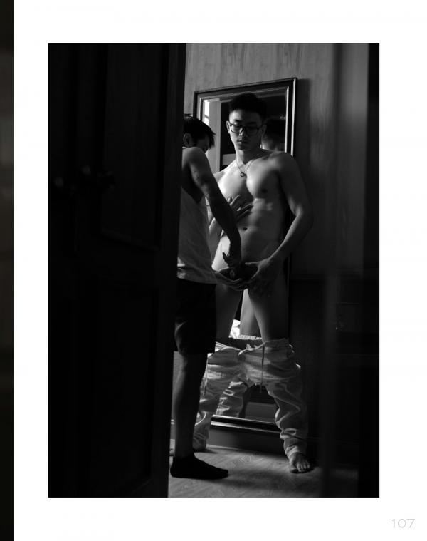 QM-3.2-暗黑-Kayson-4手聯彈噴發-Exclusive-Issue